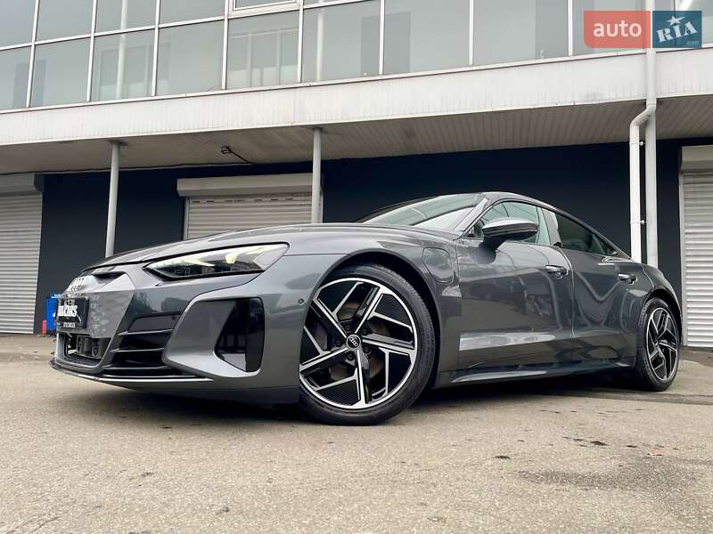 Лифтбек Audi e-tron GT 2021 в Киеве