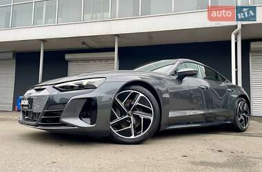 Ліфтбек Audi e-tron GT 2021 в 