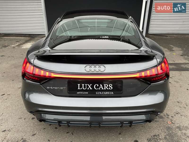 Лифтбек Audi e-tron GT 2021 в Киеве