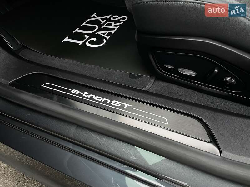 Лифтбек Audi e-tron GT 2021 в Киеве