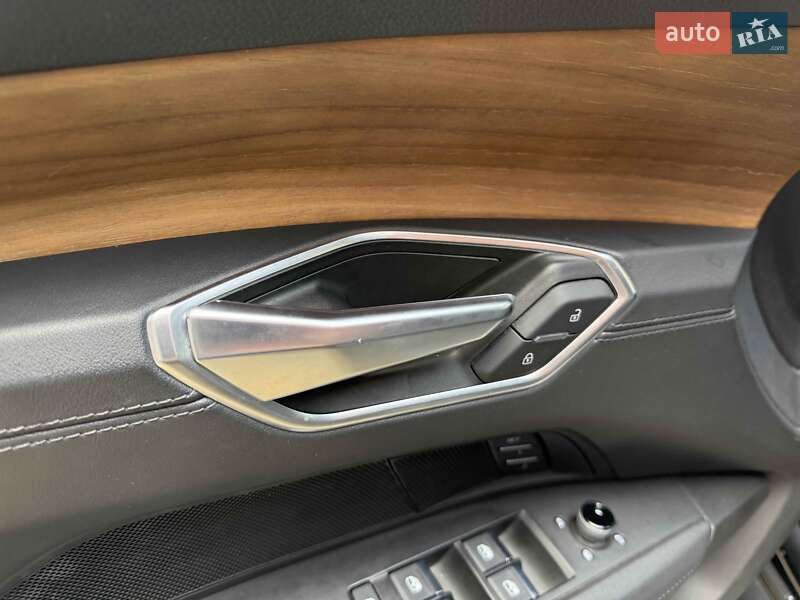 Ліфтбек Audi e-tron GT 2022 в Львові
