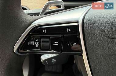 Лифтбек Audi e-tron GT 2022 в 