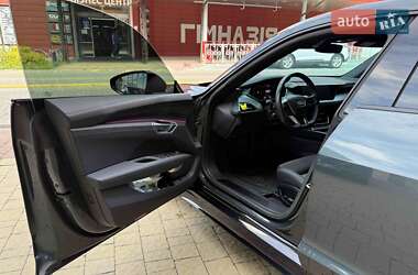 Ліфтбек Audi e-tron GT 2022 в 