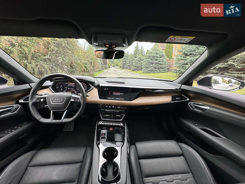 Ліфтбек Audi e-tron GT 2021 в Києві