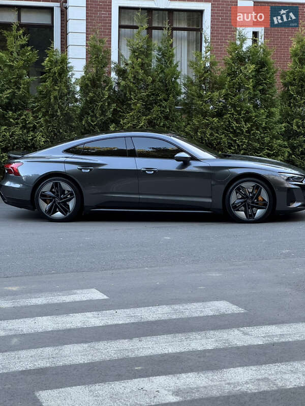 Ліфтбек Audi e-tron GT 2021 в Ужгороді