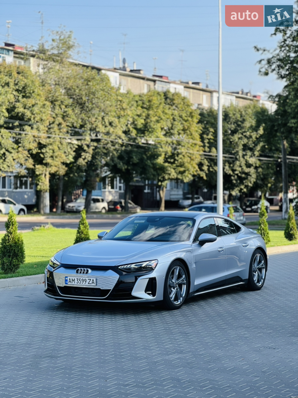 2021 Audi e-tron GT - мініатюра 29