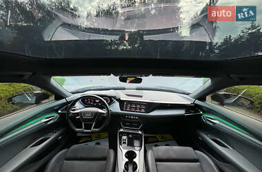 Ліфтбек Audi e-tron GT 2022 в 