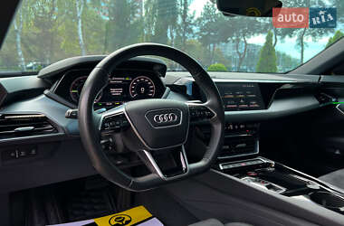 Ліфтбек Audi e-tron GT 2022 в 