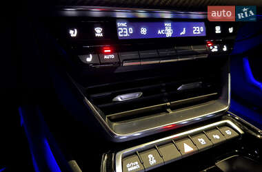 Ліфтбек Audi e-tron GT 2021 в 