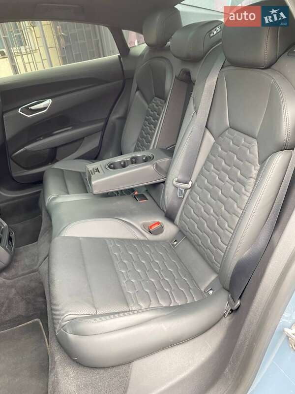 Лифтбек Audi e-tron GT 2021 в Ужгороде