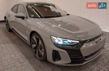 Ліфтбек Audi e-tron GT 2022 в 