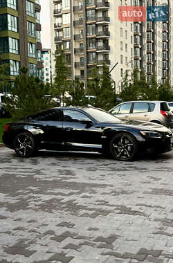 Лифтбек Audi e-tron GT 2021 в Киеве