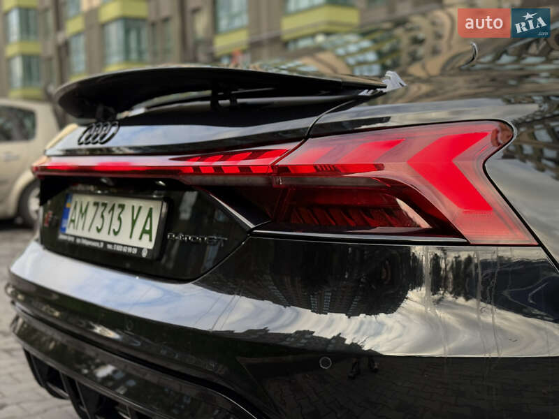 Лифтбек Audi e-tron GT 2021 в Киеве фото 24 Лифтбек Audi e-tron GT 2021 в Киеве
