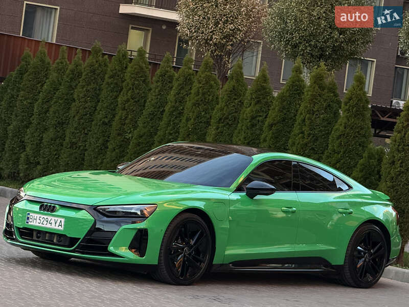 Ліфтбек Audi e-tron GT 2023 в Одесі фото 10 Ліфтбек Audi e-tron GT 2023 в Одесі