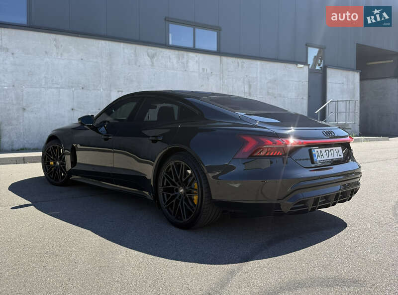 Ліфтбек Audi e-tron GT 2022 в Києві фото 4 Ліфтбек Audi e-tron GT 2022 в Києві