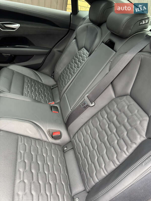 Ліфтбек Audi e-tron GT 2021 в Звенигородці фото 6 Ліфтбек Audi e-tron GT 2021 в Звенигородці