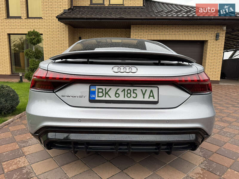Ліфтбек Audi e-tron GT 2021 в Звенигородці фото 13 Ліфтбек Audi e-tron GT 2021 в Звенигородці