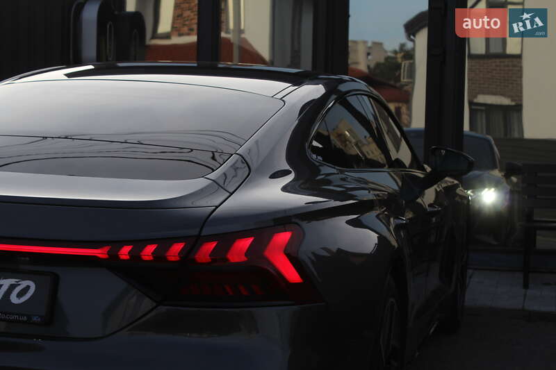Лифтбек Audi e-tron GT 2022 в Киеве