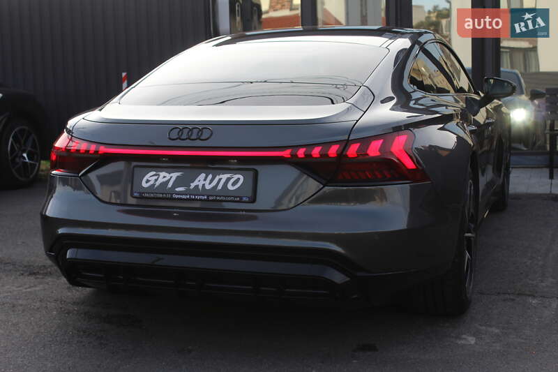 Лифтбек Audi e-tron GT 2022 в Киеве