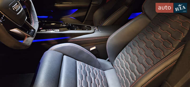 Лифтбек Audi e-tron GT 2023 в Харькове