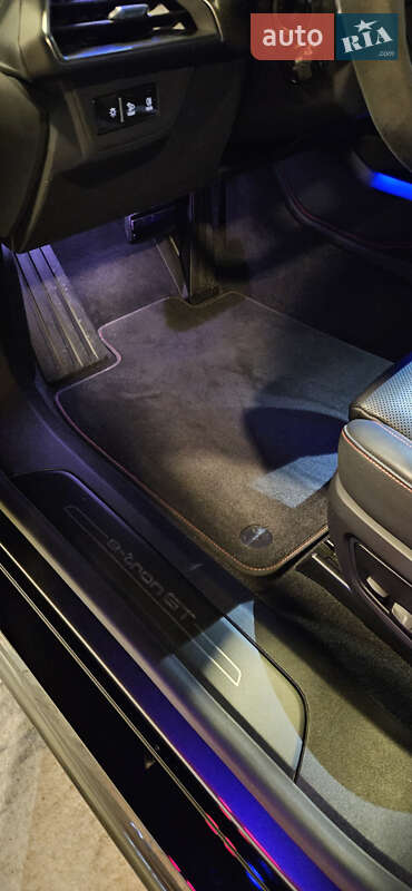 Лифтбек Audi e-tron GT 2023 в Харькове