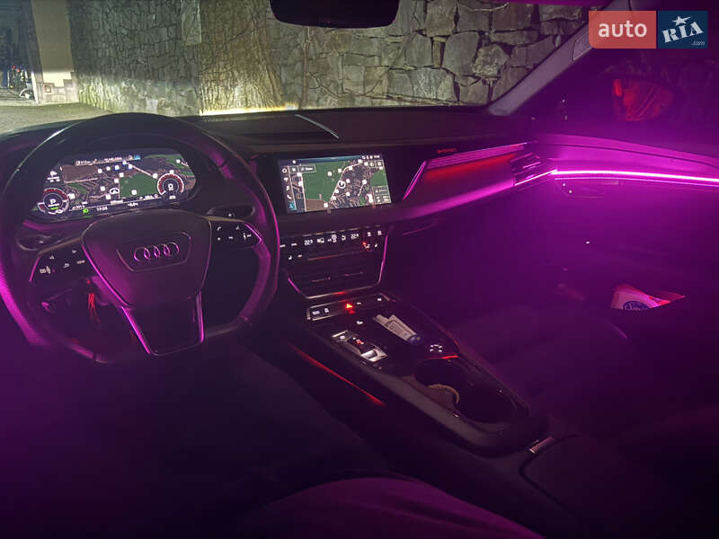 Лифтбек Audi e-tron GT 2022 в Львове