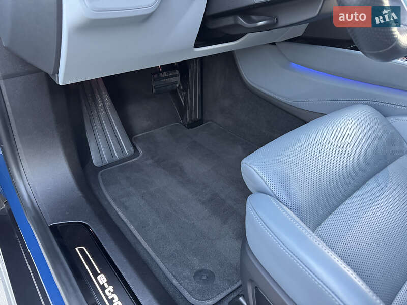 Лифтбек Audi e-tron GT 2021 в Виннице фото 32 Лифтбек Audi e-tron GT 2021 в Виннице