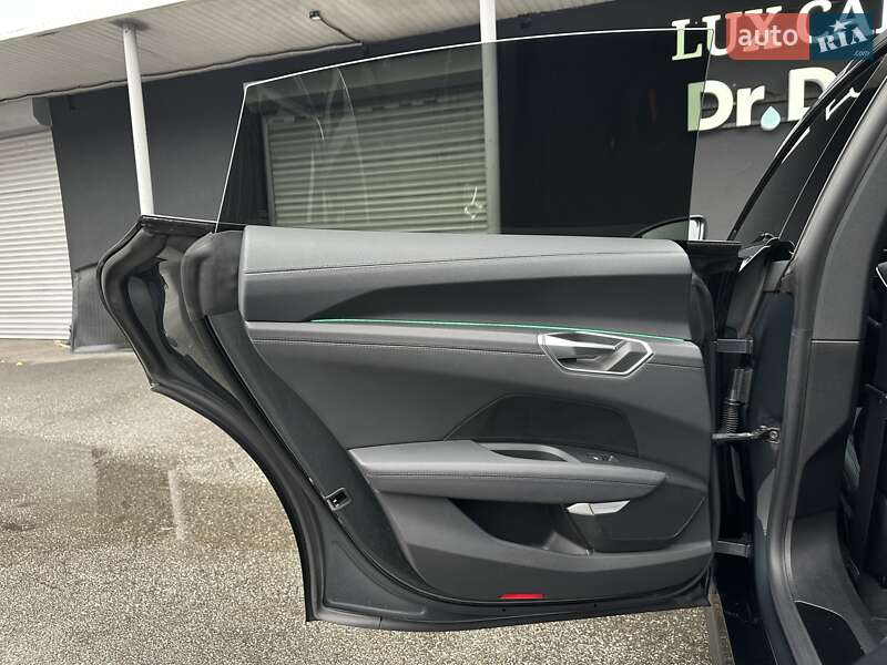 Лифтбек Audi e-tron GT 2022 в Киеве фото 41 Лифтбек Audi e-tron GT 2022 в Киеве