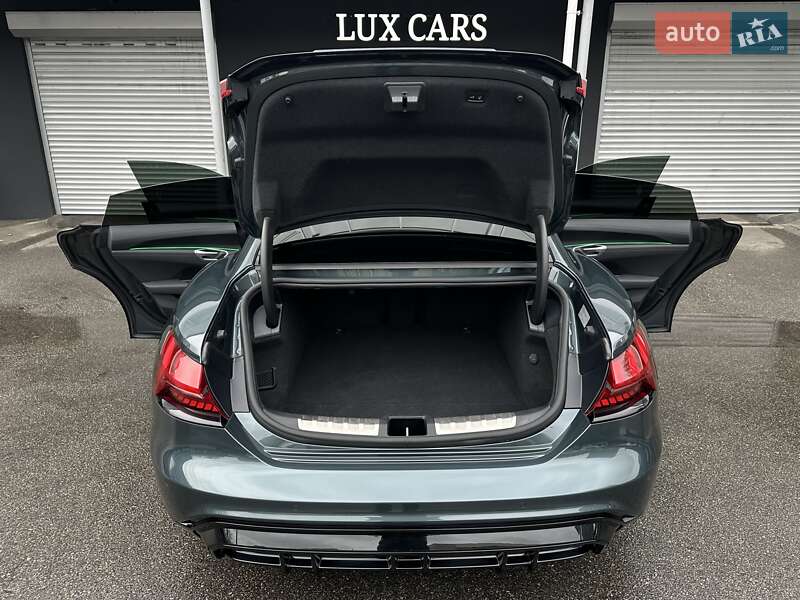 Лифтбек Audi e-tron GT 2022 в Киеве фото 44 Лифтбек Audi e-tron GT 2022 в Киеве