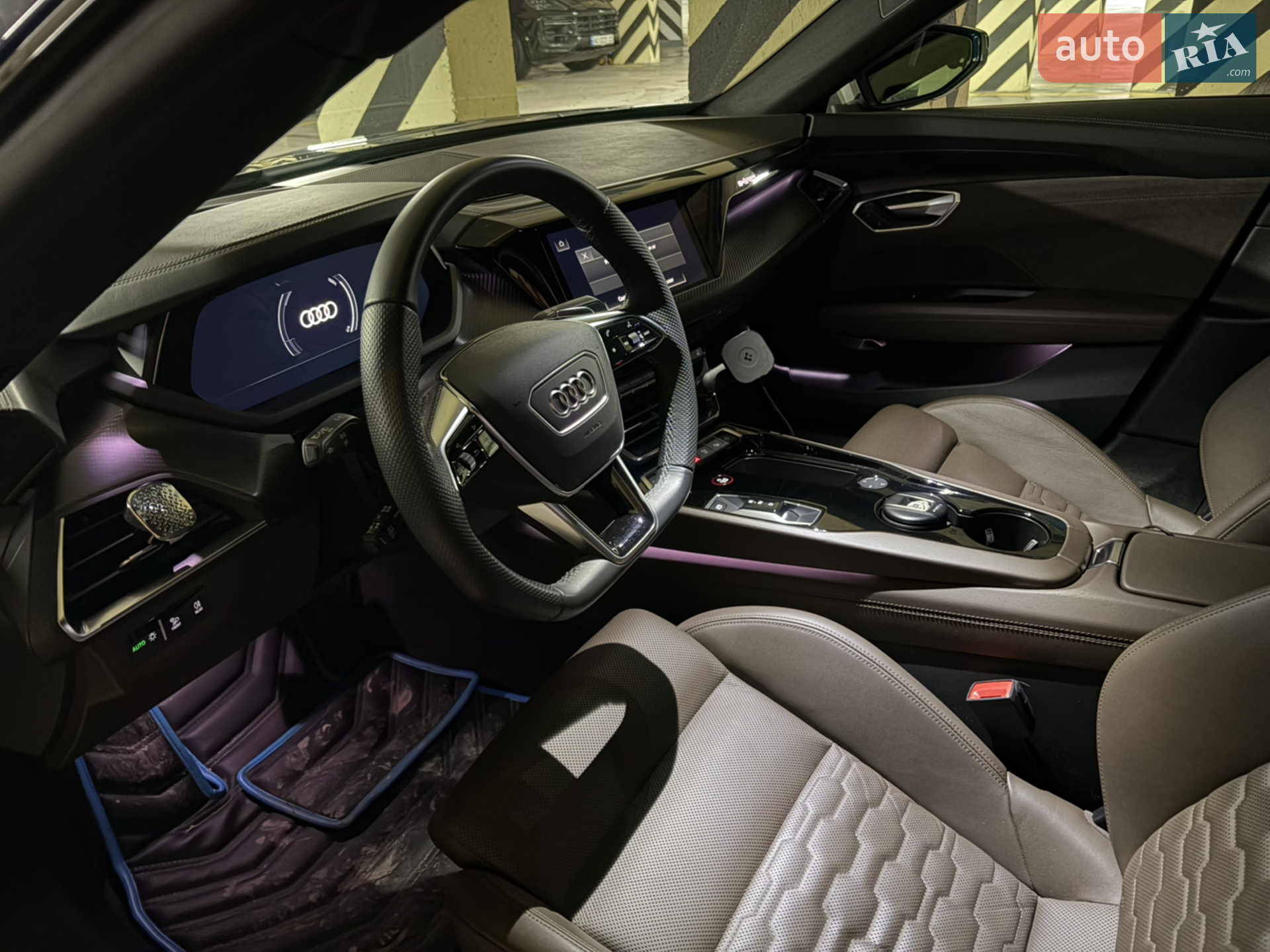 2021 Audi e-tron GT - мініатюра 8