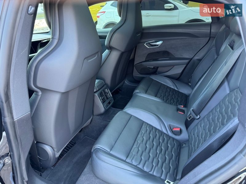 Лифтбек Audi e-tron GT 2022 в Киеве