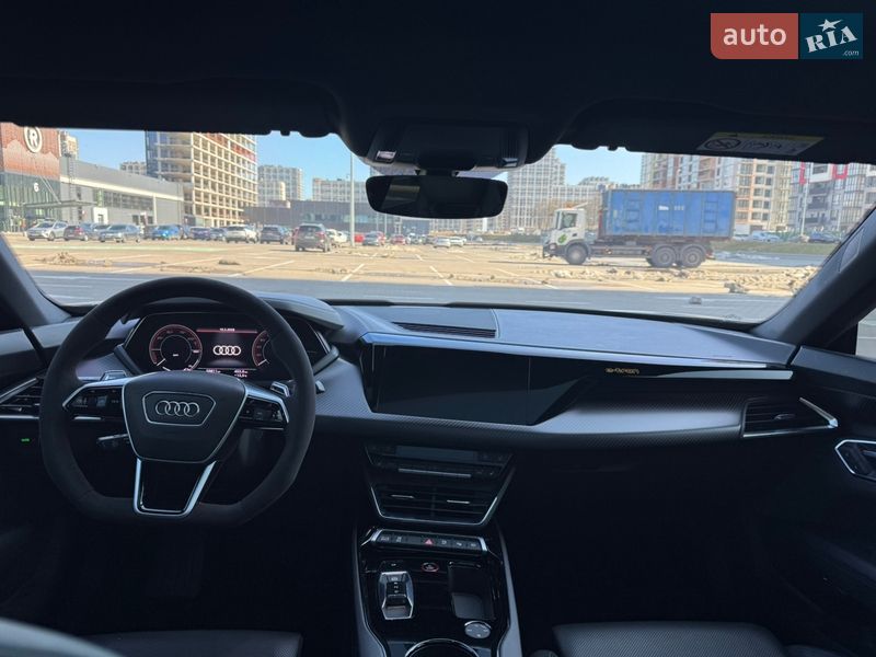 Лифтбек Audi e-tron GT 2022 в Киеве