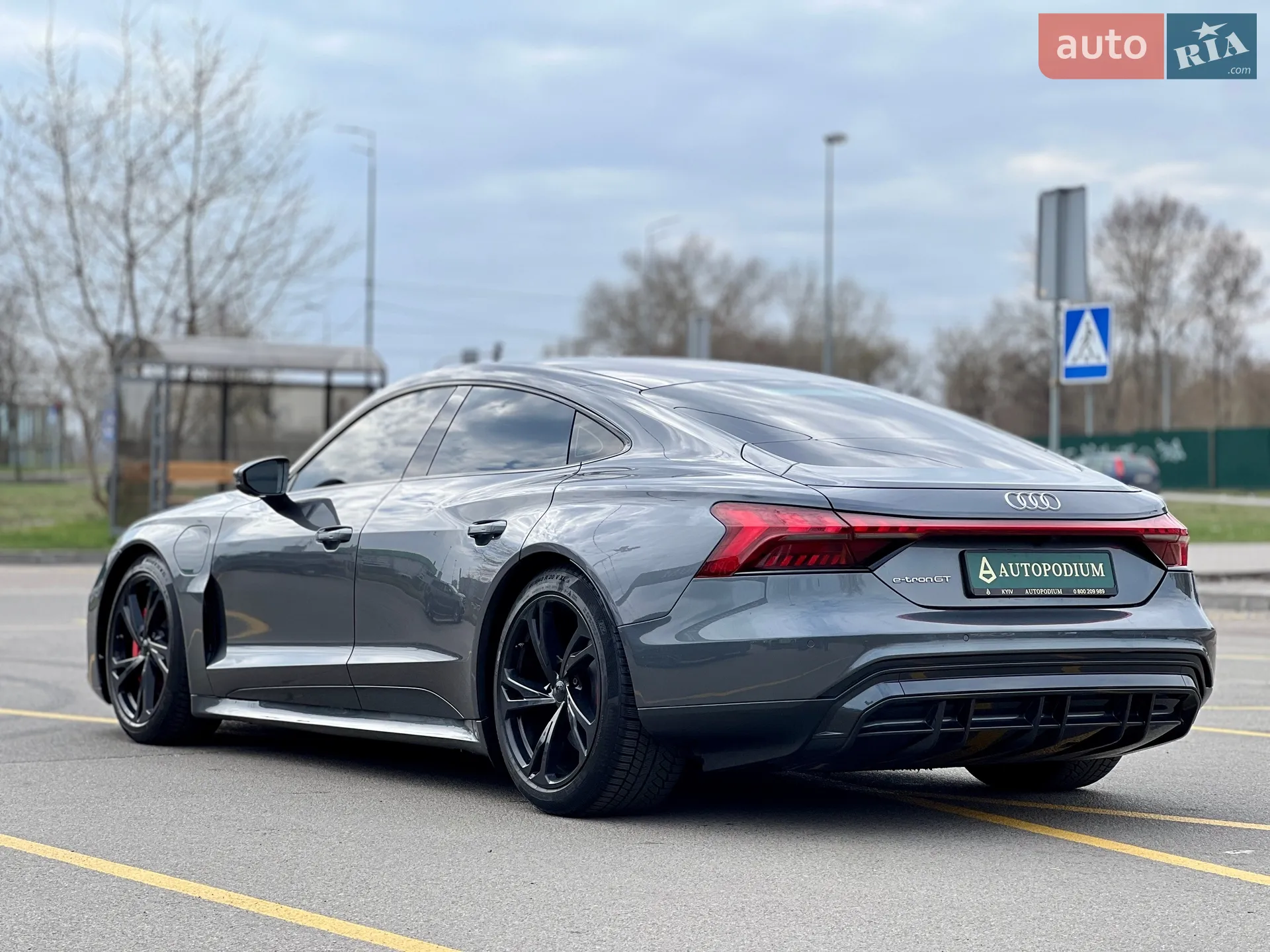 2022 Audi e-tron GT - мініатюра 8