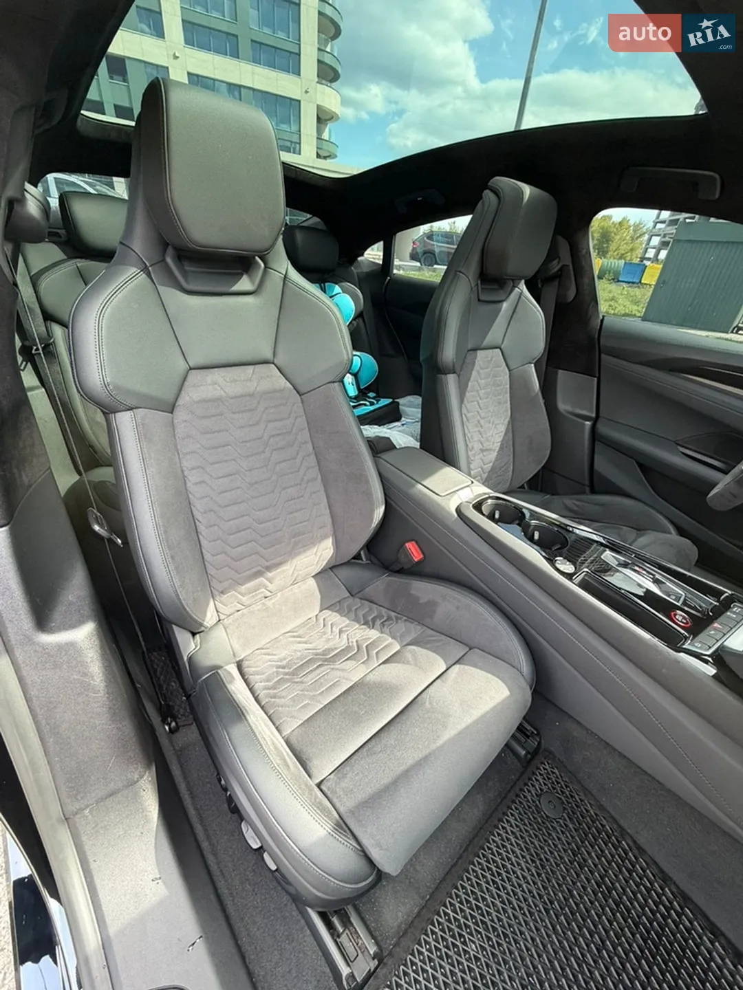 2021 Audi e-tron GT - мініатюра 13