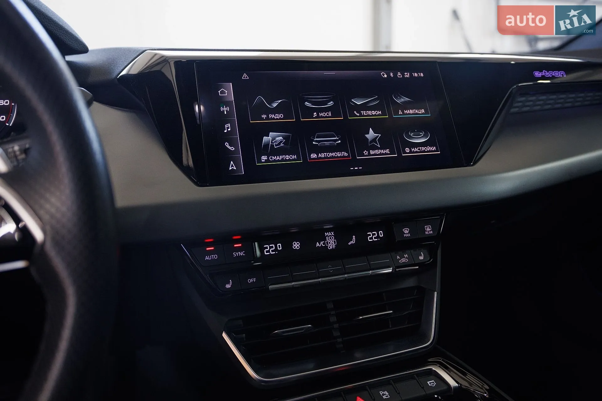 2022 Audi e-tron GT - мініатюра 13