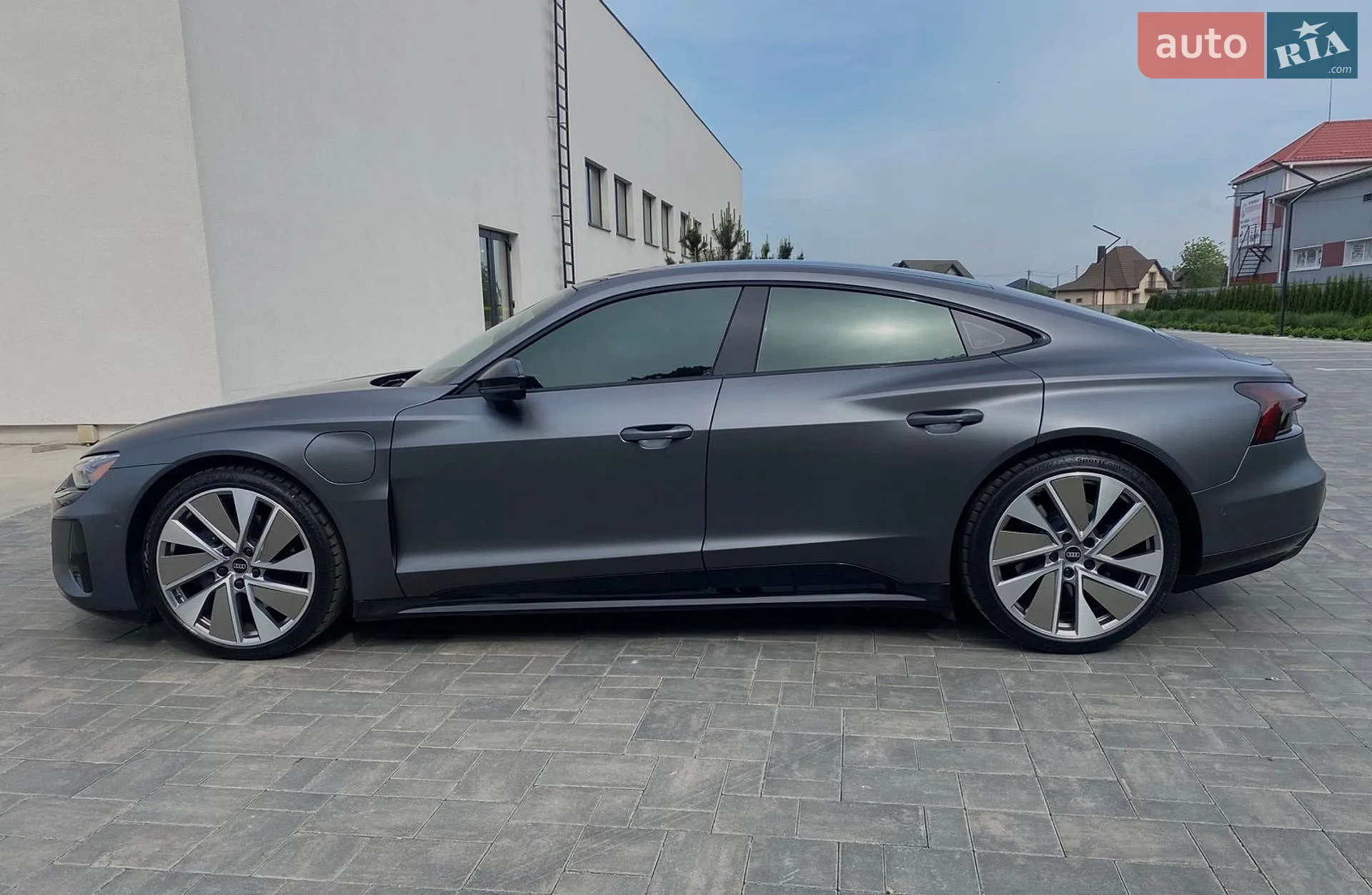 2021 Audi e-tron GT - мініатюра 3