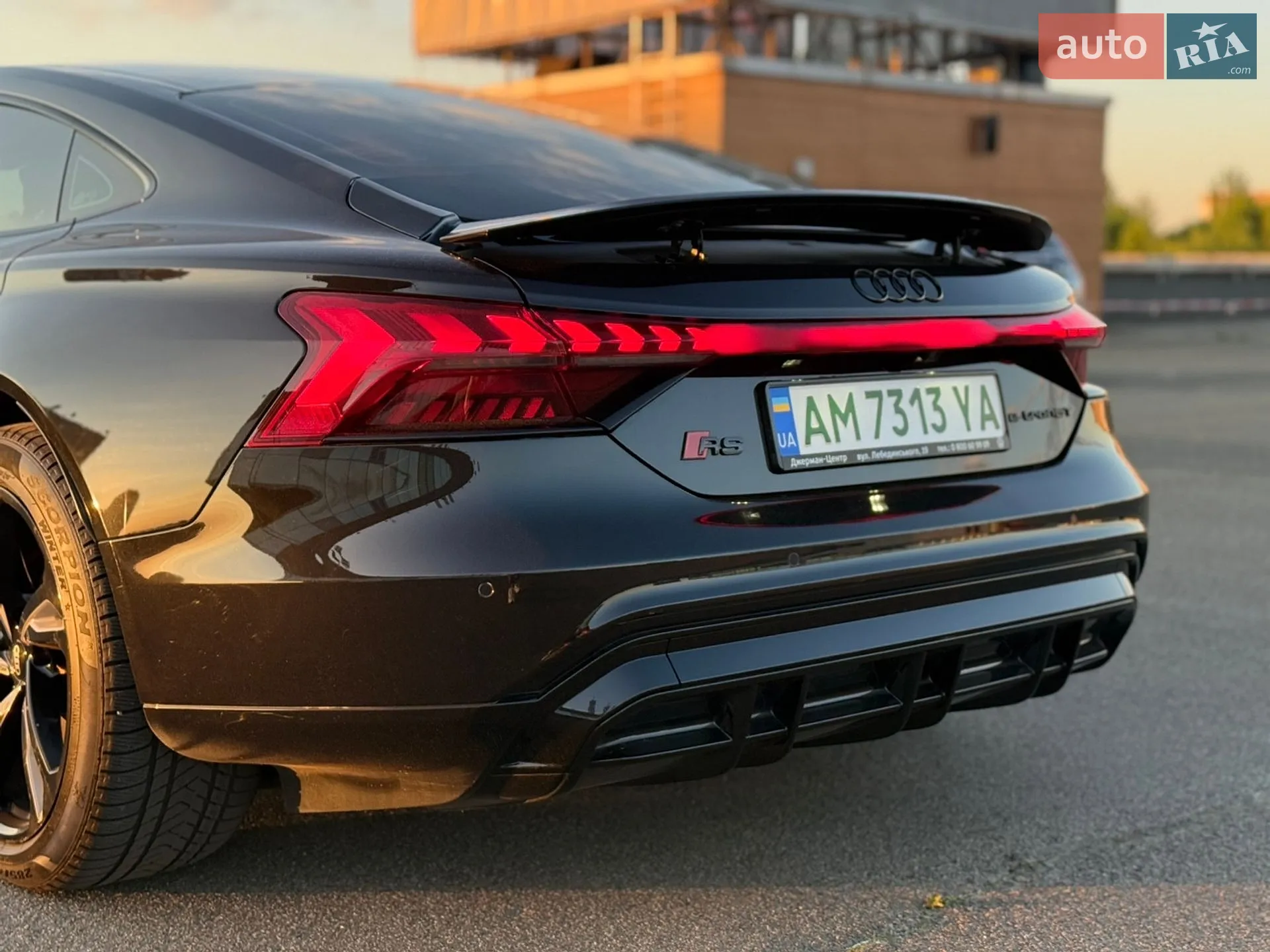 2021 Audi e-tron GT - мініатюра 10
