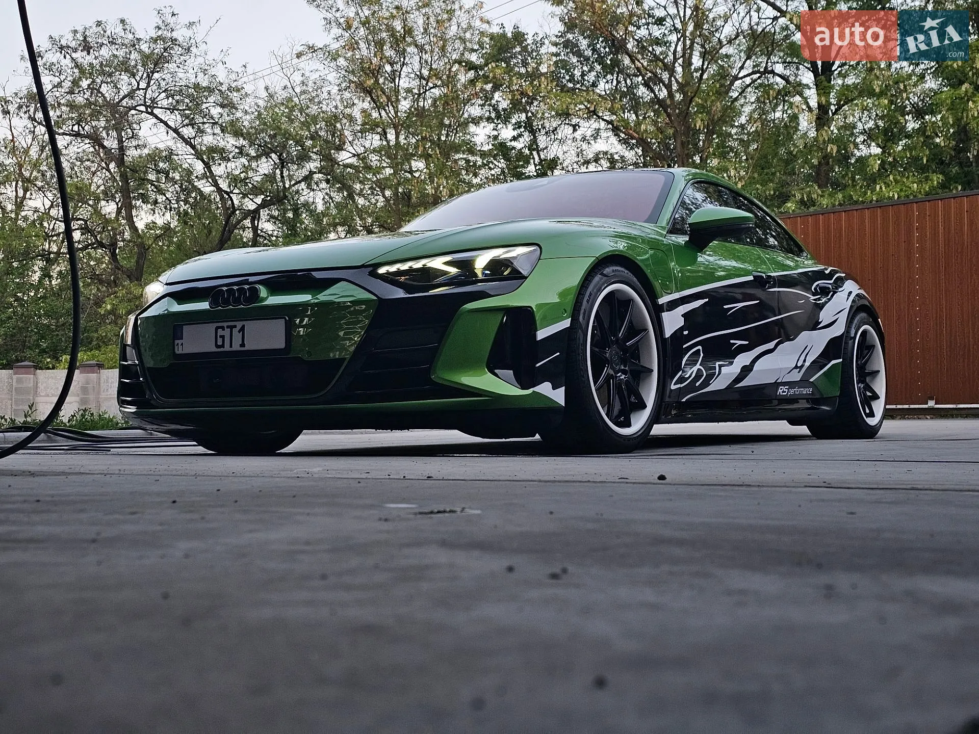 2022 Audi e-tron GT - мініатюра 6