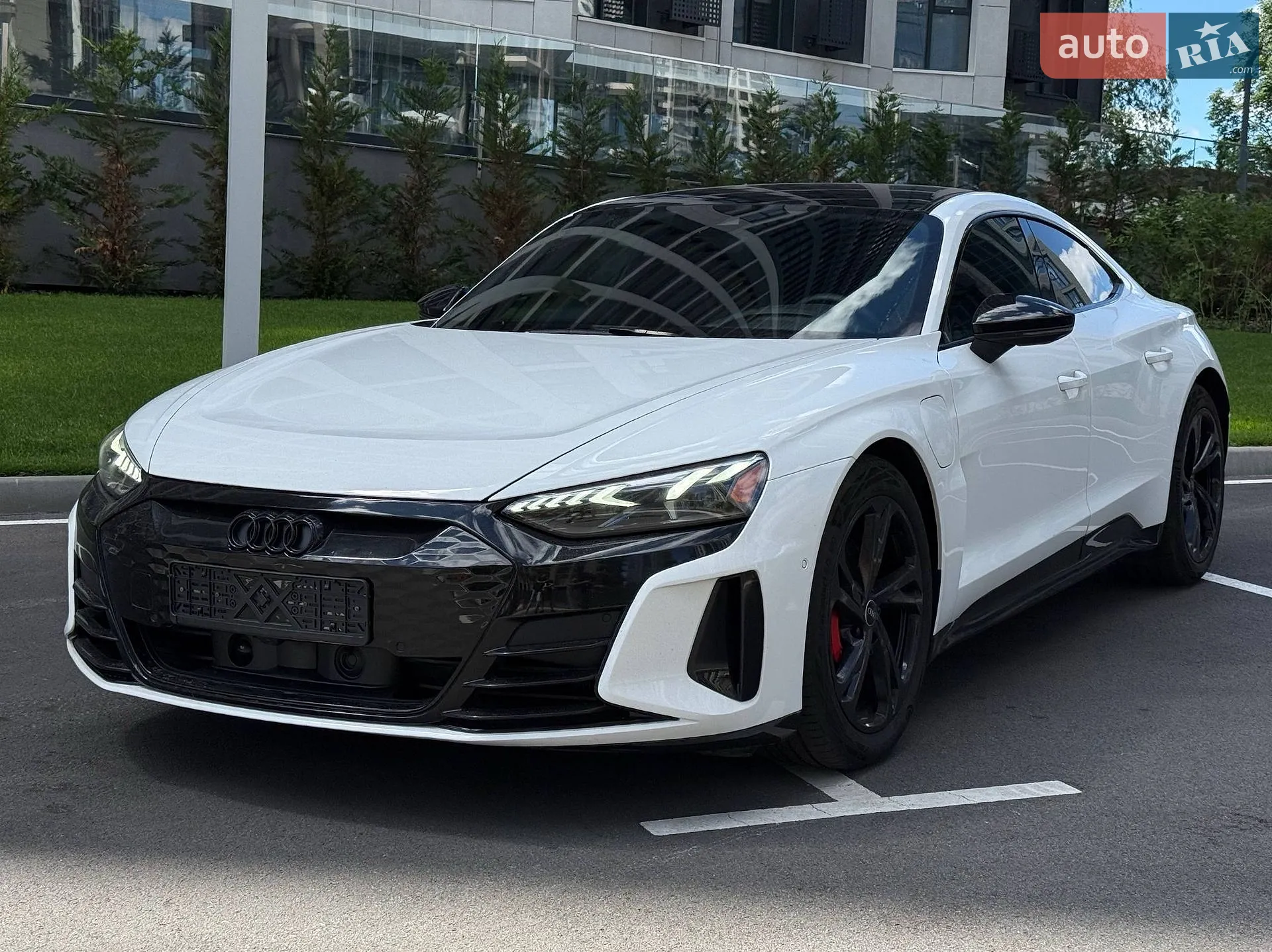 2022 Audi e-tron GT - мініатюра 2