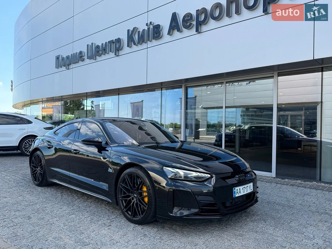 2022 Audi e-tron GT - мініатюра 15
