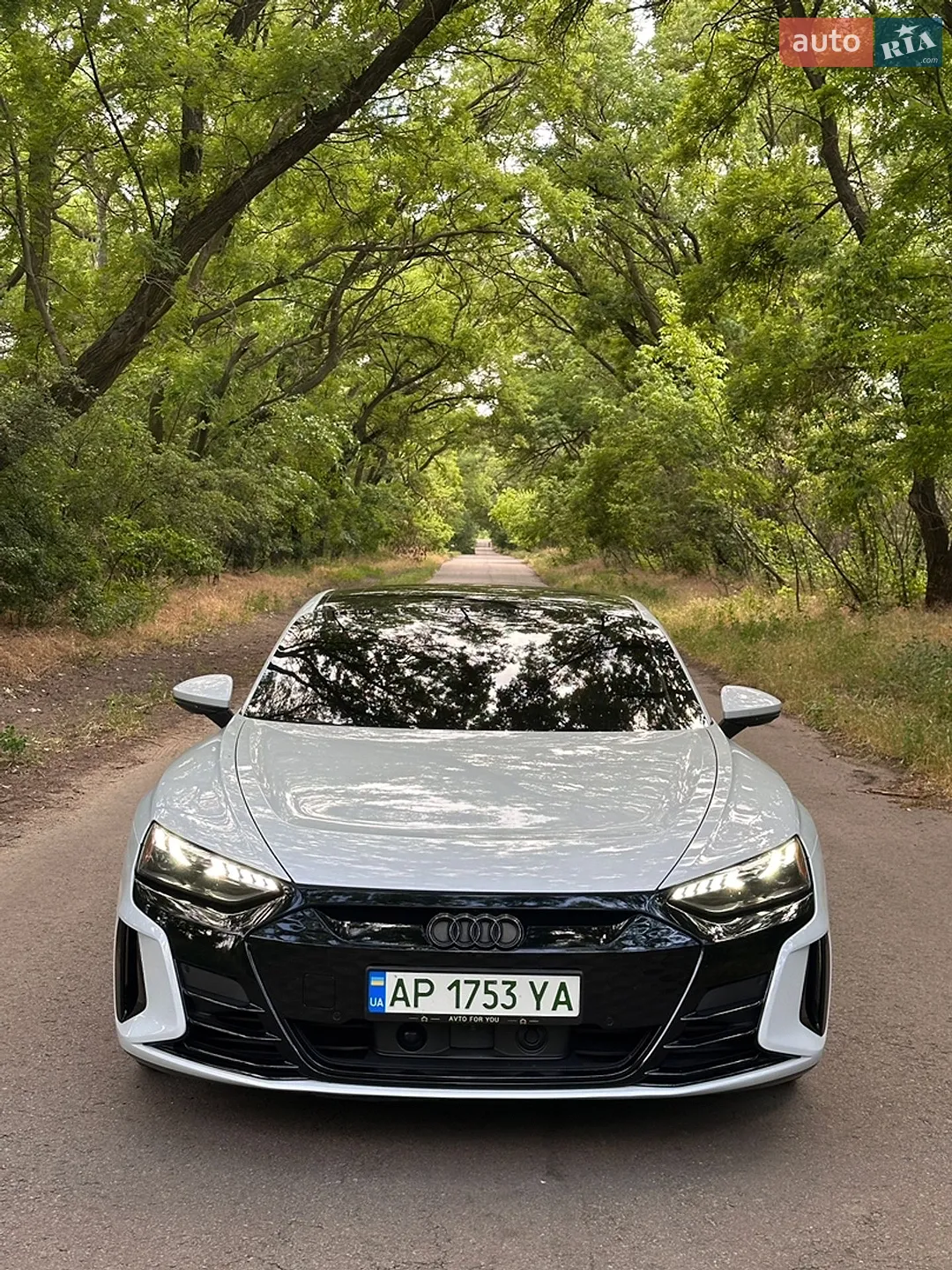 2021 Audi e-tron GT - мініатюра 2
