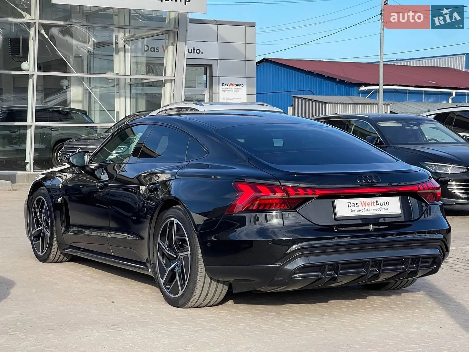 2022 Audi e-tron GT - мініатюра 10