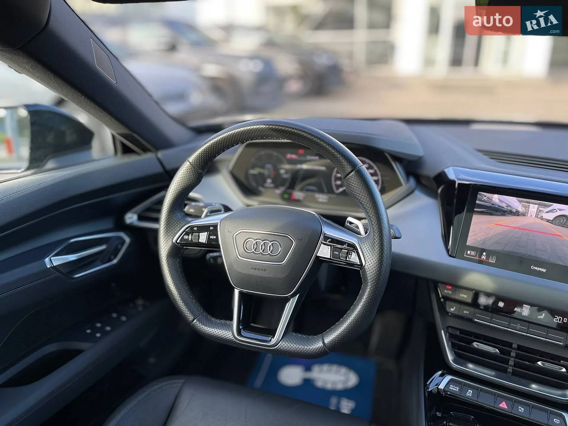 2022 Audi e-tron GT - мініатюра 24
