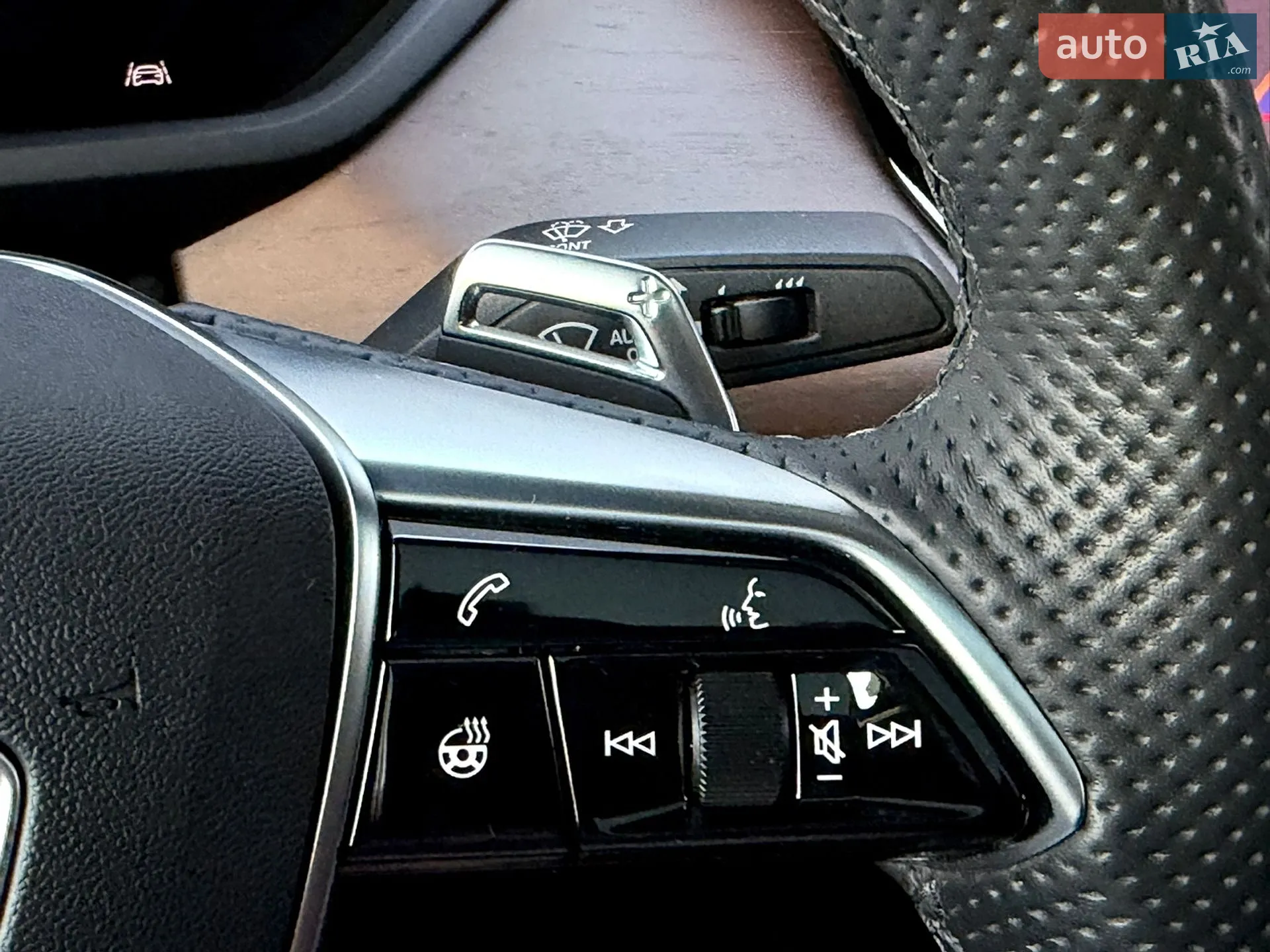 2021 Audi e-tron GT - мініатюра 53