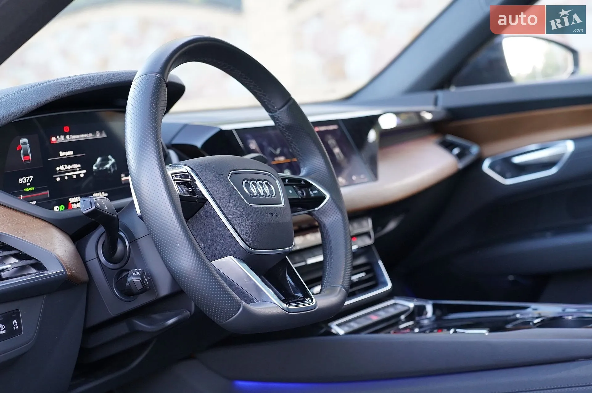 2022 Audi e-tron GT - мініатюра 14