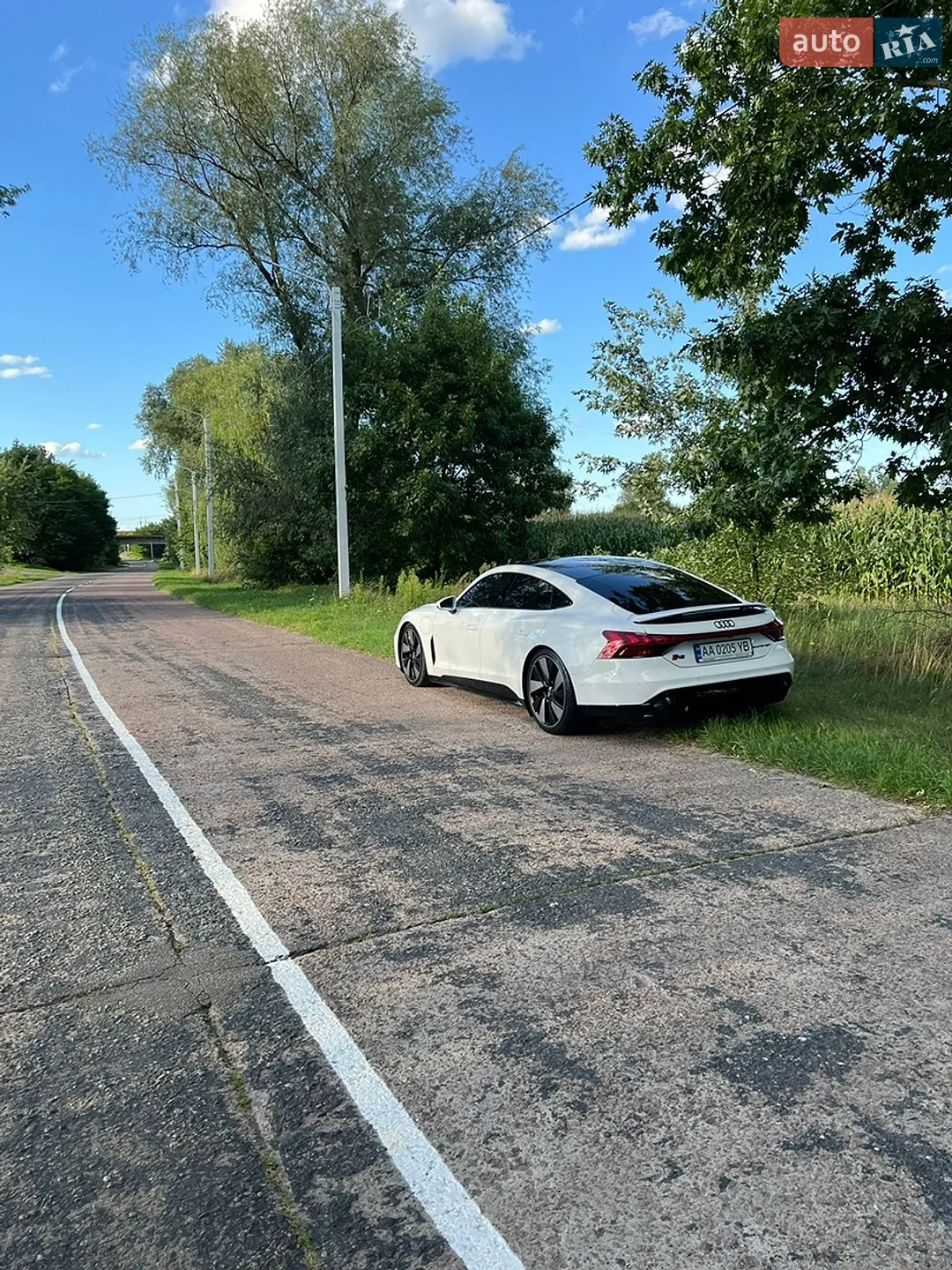 2021 Audi e-tron GT - мініатюра 17