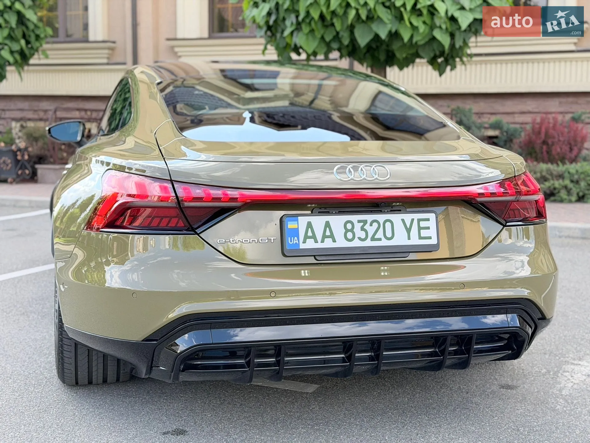 2022 Audi e-tron GT - мініатюра 16