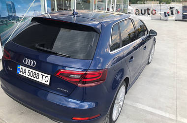 Хэтчбек Audi e-tron S Sportback 2015 в Киеве