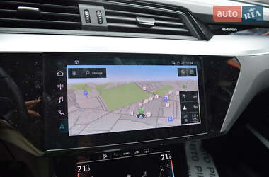 Внедорожник / Кроссовер Audi e-tron S Sportback 2022 в 