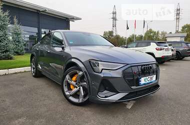 Позашляховик / Кросовер Audi e-tron S Sportback 2022 в Києві